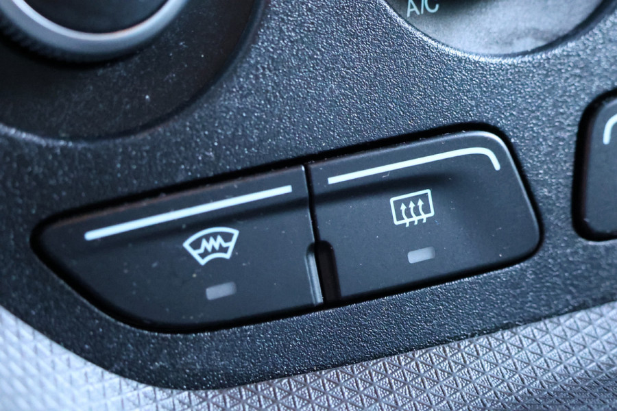 Ford Transit Connect 1.0 Ecoboost 100 PK | BTW / BPM Vrij | Marge | 3-Zitter | Airco | PDC | Bluetooth | Trekhaak | Schuifdeur | Inrichting | 6 Versnellingen | Nieuwe APK | Onderhoudsbeurt