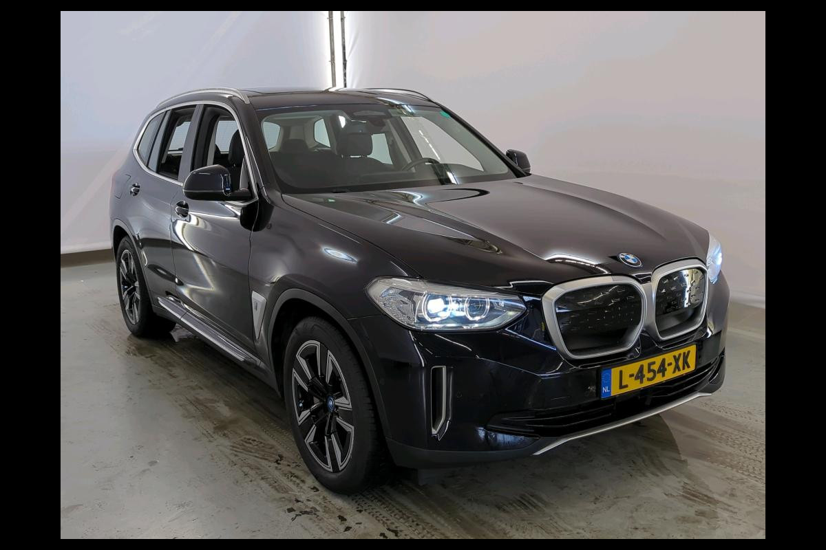 BMW iX3 Executive 80 kWh NL-AUTO | SOH 98%