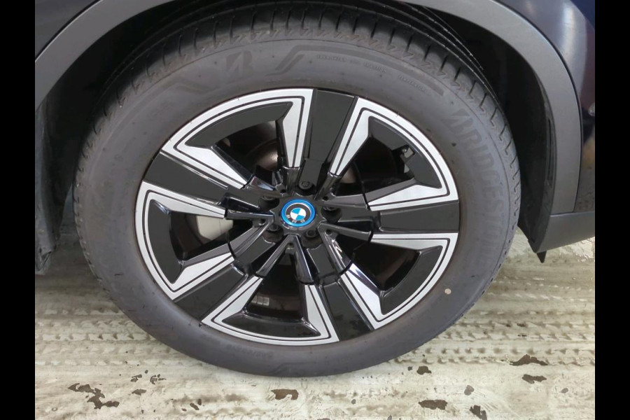 BMW iX3 Executive 80 kWh NL-AUTO | SOH 98%