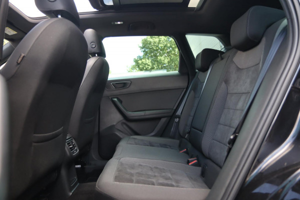 Seat Ateca 1.4 EcoTSI Xcellence 4DRIVE / PANODAK / KEYLESS / 360 / CARPLAY