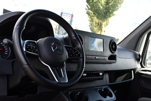 Mercedes-Benz Sprinter 317 1.9 CDI L2H2 RWD PB Edition Camera, Trekhaak, Cruise, Carplay, LED, 170PK, Automaat, Multimedia, Stoelverwarming, UNIEK!