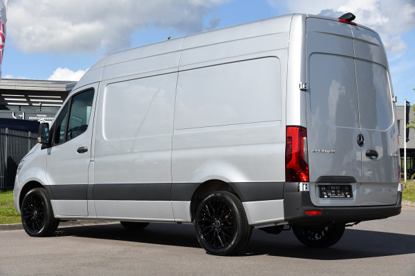 Mercedes-Benz Sprinter 317 1.9 CDI L2H2 RWD PB Edition Camera, Trekhaak, Cruise, Carplay, LED, 170PK, Automaat, Multimedia, Stoelverwarming, UNIEK!