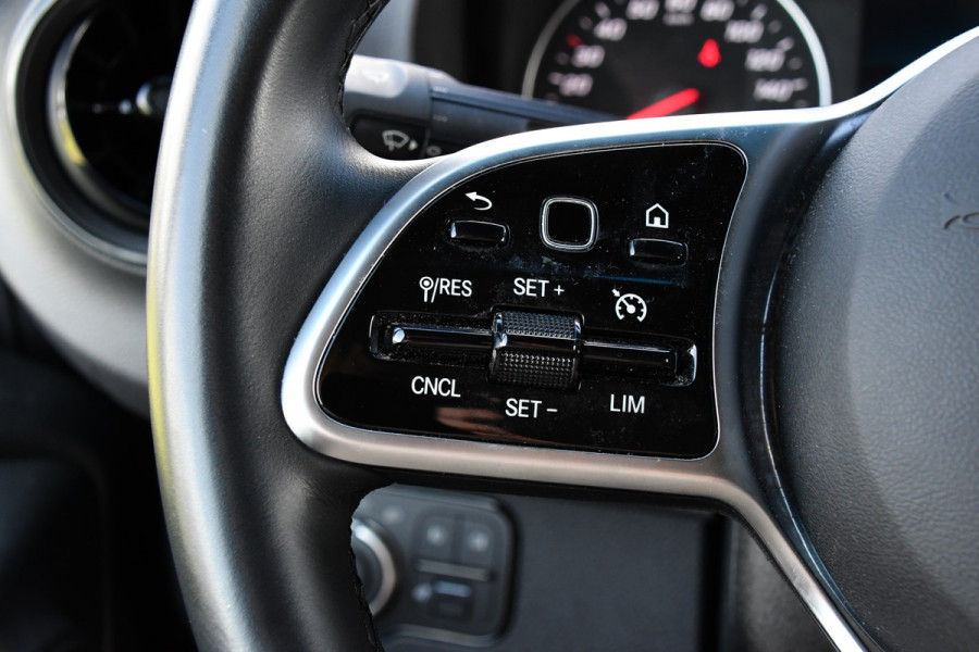 Mercedes-Benz Sprinter 317 1.9 CDI L2H2 RWD PB Edition Camera, Trekhaak, Cruise, Carplay, LED, 170PK, Automaat, Multimedia, Stoelverwarming, UNIEK!