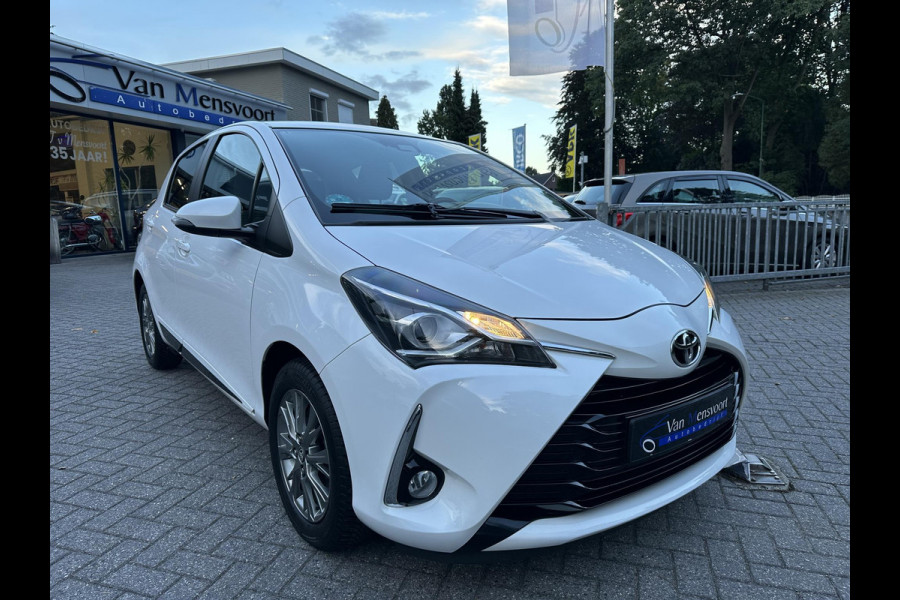 Toyota Yaris 1.5 VVT-i 112PK 5drs Aspiration 1eEig|79dKM|Standkachel|Navi|Camera Toyota Yaris 1.5 VVT-i 112PK 5drs Aspiration 1eEig|79dKM|Standkachel|Navi|Camera