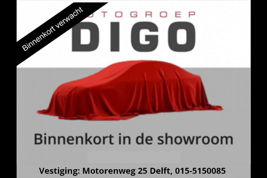 Toyota Yaris 1.5 Hybrid Dynamic Luxury GARANTIE TOT 2035 . STOEL & STUUR VERWARMING. DODEHOEK DETECTIE. PARKEERSENSOREN VOOR & ACHTER.