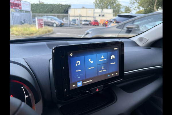 Toyota Yaris 1.5 Hybrid Dynamic Luxury | Stuur- & Stoelverwarming | Camera | Dode hoek detectie | Parkeersensoren Voor & Achter |