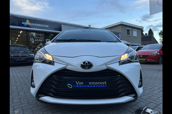 Toyota Yaris 1.5 VVT-i 112PK 5drs Aspiration 1eEig|79dKM|Standkachel|Navi|Camera Toyota Yaris 1.5 VVT-i 112PK 5drs Aspiration 1eEig|79dKM|Standkachel|Navi|Camera