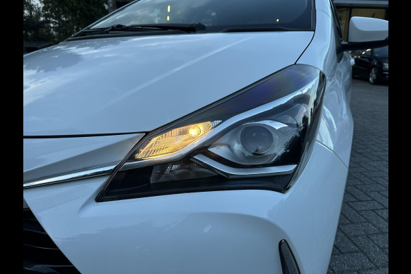 Toyota Yaris 1.5 VVT-i 112PK 5drs Aspiration 1eEig|79dKM|Standkachel|Navi|Camera Toyota Yaris 1.5 VVT-i 112PK 5drs Aspiration 1eEig|79dKM|Standkachel|Navi|Camera