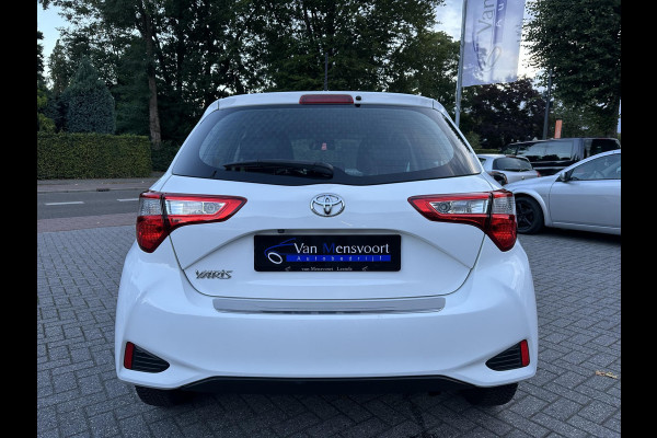Toyota Yaris 1.5 VVT-i 112PK 5drs Aspiration 1eEig|79dKM|Standkachel|Navi|Camera Toyota Yaris 1.5 VVT-i 112PK 5drs Aspiration 1eEig|79dKM|Standkachel|Navi|Camera