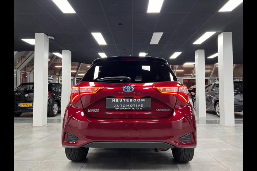 Toyota Yaris 1.5 Hybrid Bi-Tone | Lane | Camera | LED| Clima