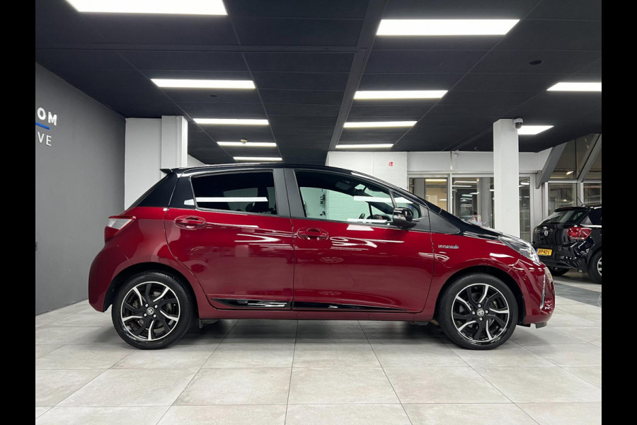 Toyota Yaris 1.5 Hybrid Bi-Tone | Lane | Camera | LED| Clima