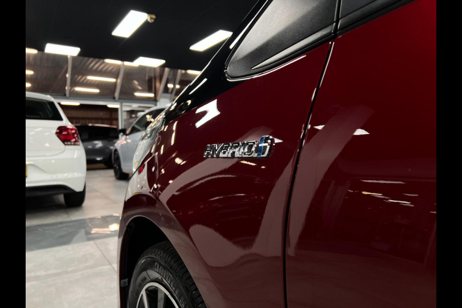 Toyota Yaris 1.5 Hybrid Bi-Tone | Lane | Camera | LED| Clima