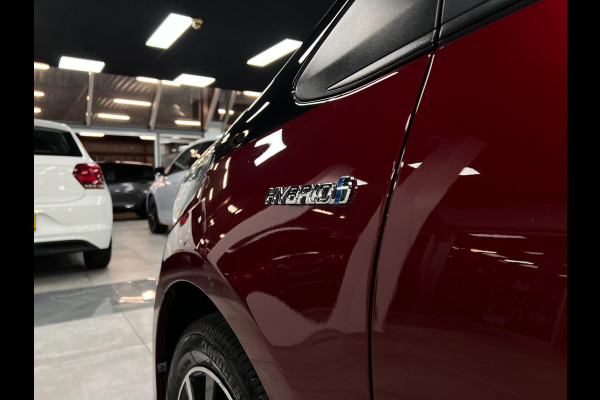 Toyota Yaris 1.5 Hybrid Bi-Tone | Lane | Camera | LED| Clima