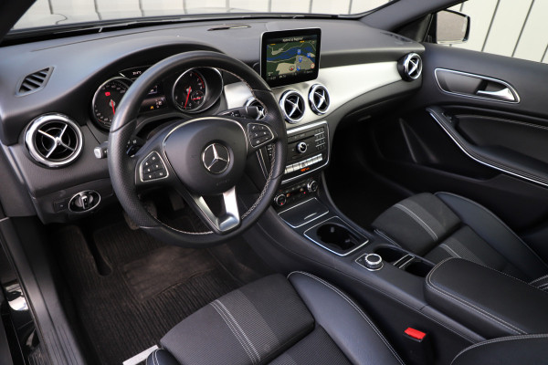 Mercedes-Benz GLA 200 Aut7 | 156PK | Panoramadak | Led | Stoelverwarming | Clima | 360 Camera | Cruise-control | 2017.