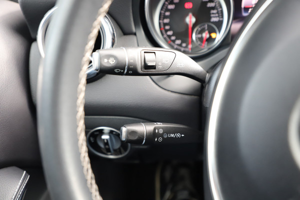 Mercedes-Benz GLA 200 Aut7 | 156PK | Panoramadak | Led | Stoelverwarming | Clima | 360 Camera | Cruise-control | 2017.
