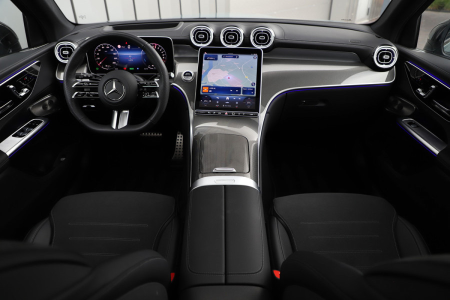 Mercedes-Benz GLC 300e AMG 4-Matic | 313PK | Pano | Head-up | Keyles-go | Burmester | Sfeerverlichting | Memory | Distronic | Stuurwielverw. | 202