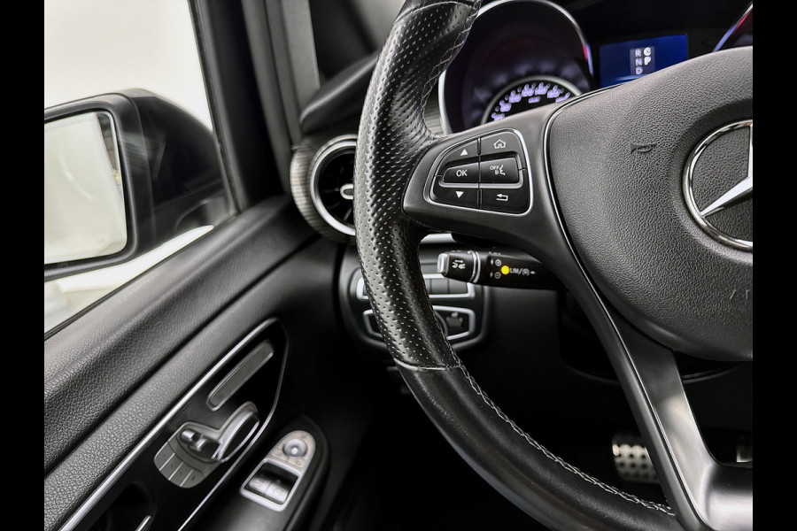 Mercedes-Benz V-Klasse 300d Extra Lang DC Avantgarde Edition Airmatic Luchtvering Memory seats Dubbele cabine Adaptieve cruise control Leder Navigatie