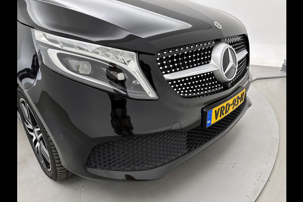 Mercedes-Benz V-Klasse 300d Extra Lang DC Avantgarde Edition Airmatic Luchtvering Memory seats Dubbele cabine Adaptieve cruise control Leder Navigatie