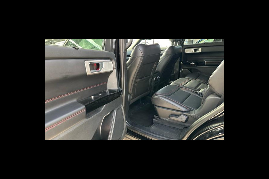 Ford Explorer 3.0 V6 EcoBoost PHEV ST-Line 457pk | Full Led | 2.500kg Trekgewicht | Trekhaak | Panoramadak | Adaptieve Cruise | BLIS | Verlengde fabrieksgarantie tot 12-2026