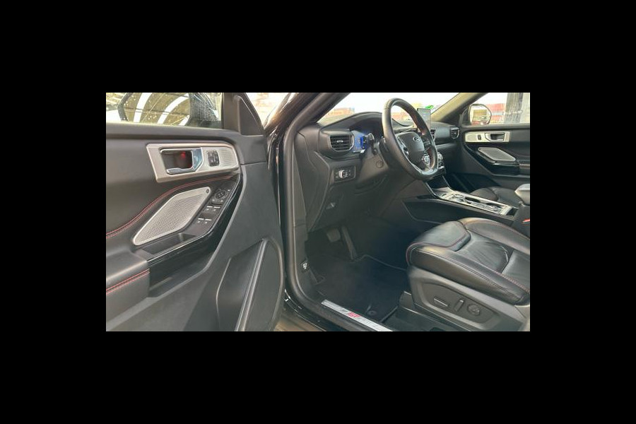 Ford Explorer 3.0 V6 EcoBoost PHEV ST-Line 457pk | Full Led | 2.500kg Trekgewicht | Trekhaak | Panoramadak | Adaptieve Cruise | BLIS | Verlengde fabrieksgarantie tot 12-2026
