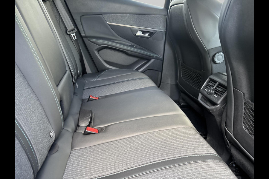 Peugeot 3008 1.2 PureTech Blue Lease Allure Peugeot 3008 1.2 PureTech Blue Lease Allure
