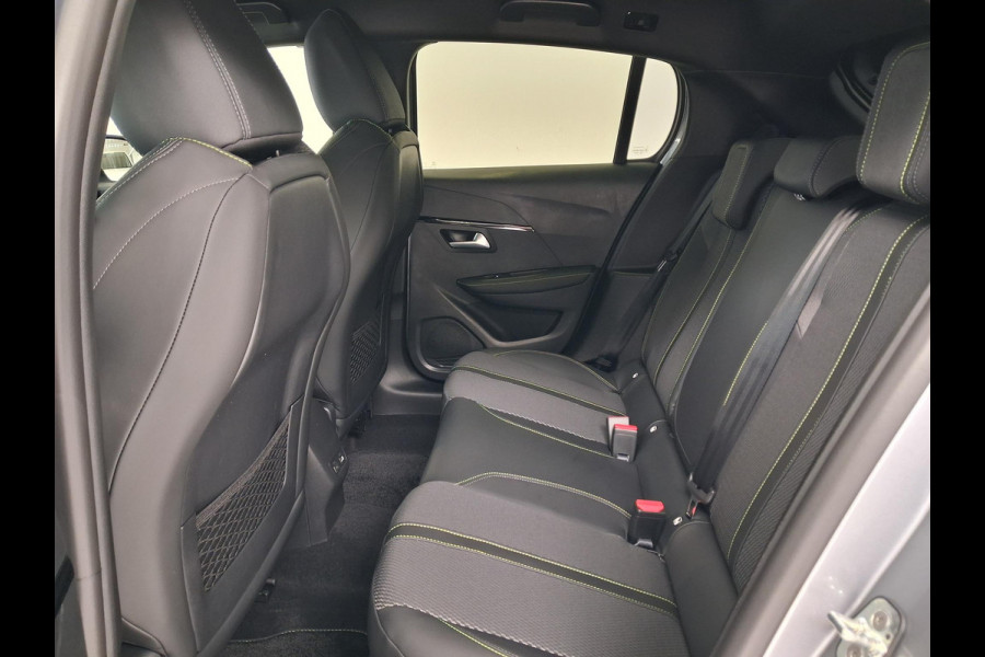 Peugeot 208 1.2 Hybrid 145 e-DCS6 GT Automaat | Navigatie | 360˚ Camera | Cruise Control Adaptief | Keyless Entry | Apple Carplay/Android Auto Draadloos |