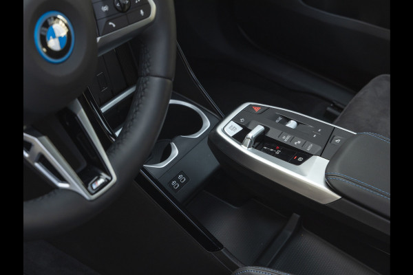 BMW X1 xDrive25e M-Sport - Driving Ass Plus - Stoelverwarming - Parking Ass