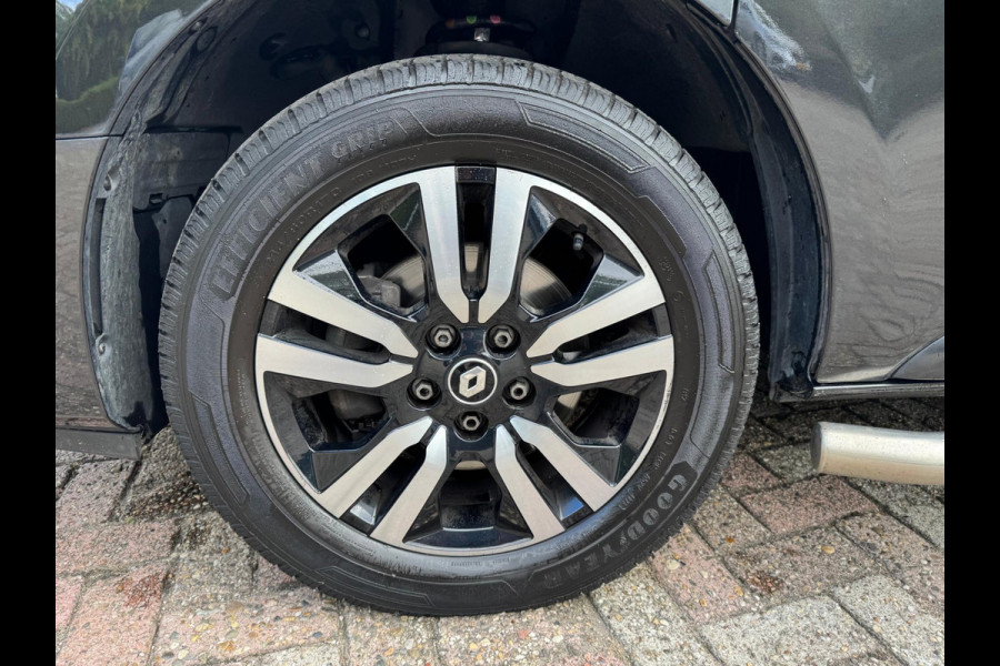 Renault Trafic 2.0 dCi 130 T29 L1H1 Luxe / Navi / Trekhaak / Clima / Keyless / Side Bars / Betimmering laadruimte Renault Trafic 2.0 dCi 130 T29 L1H1 Luxe / Navi / Trekhaak / Clima / Keyless / Side Bars / Betimmering laadruimte