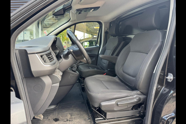 Renault Trafic 2.0 dCi 130 T29 L1H1 Luxe / Navi / Trekhaak / Clima / Keyless / Side Bars / Betimmering laadruimte Renault Trafic 2.0 dCi 130 T29 L1H1 Luxe / Navi / Trekhaak / Clima / Keyless / Side Bars / Betimmering laadruimte