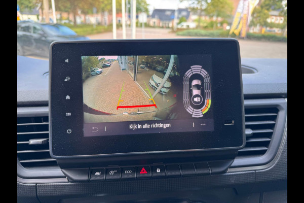 Renault Trafic 2.0 dCi 130 T29 L1H1 Luxe / Navi / Trekhaak / Clima / Keyless / Side Bars / Betimmering laadruimte Renault Trafic 2.0 dCi 130 T29 L1H1 Luxe / Navi / Trekhaak / Clima / Keyless / Side Bars / Betimmering laadruimte