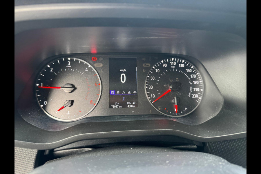 Renault Trafic 2.0 dCi 130 T29 L1H1 Luxe / Navi / Trekhaak / Clima / Keyless / Side Bars / Betimmering laadruimte Renault Trafic 2.0 dCi 130 T29 L1H1 Luxe / Navi / Trekhaak / Clima / Keyless / Side Bars / Betimmering laadruimte