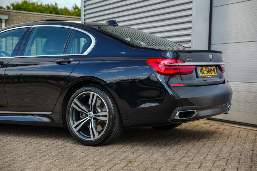 BMW 7 Serie 750i xDrive High Executive Panodak Memory Harman Kardon 360 Cam ACC DAB+