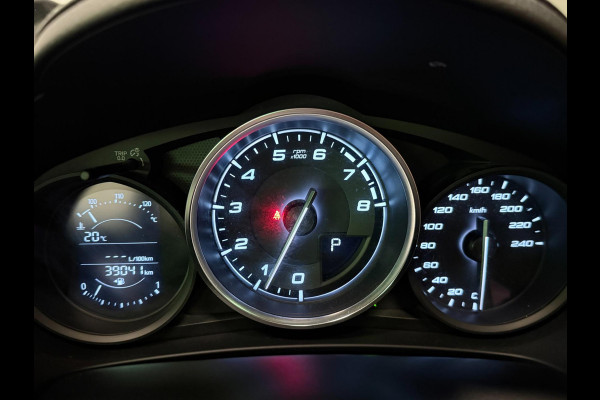 Fiat 124 Spider 1.4 MultiAir Turbo NAVI/LED/LEDER/CAM/DAB/BOSE/PDC/CRUISE///