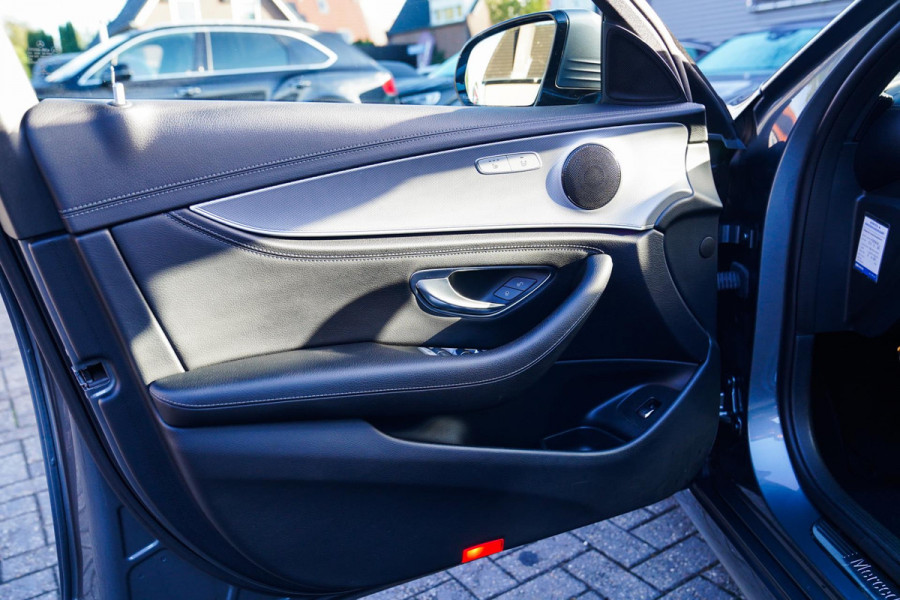 Mercedes-Benz E-Klasse 200 Business Solution AMG | Achterijtrijcamera | Widescreen | BTW | Pano