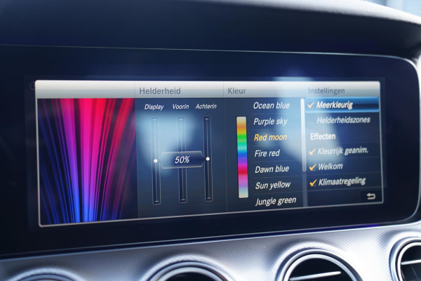 Mercedes-Benz E-Klasse 200 Business Solution AMG | Achterijtrijcamera | Widescreen | BTW | Pano