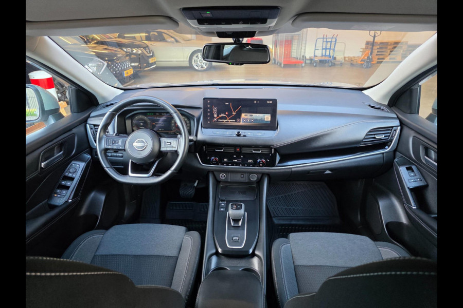 Nissan QASHQAI 1.3 MHEV Xtronic N-Connecta / F.GARANTIE 2-10-26 / EXTRA SET / VOORRUITVERW / STOEL EN STUURVERW / KEYLESS / 360CAM