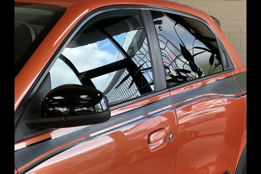 Renault Twingo 0.9 TCe GT 110pk Navi | 17" | Camera | Bluetooth | PDC | Clima | Cruise Control | Complete historie aanwezig