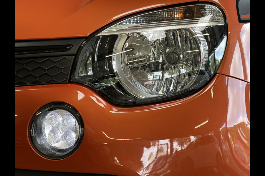 Renault Twingo 0.9 TCe GT 110pk Navi | 17" | Camera | Bluetooth | PDC | Clima | Cruise Control | Complete historie aanwezig