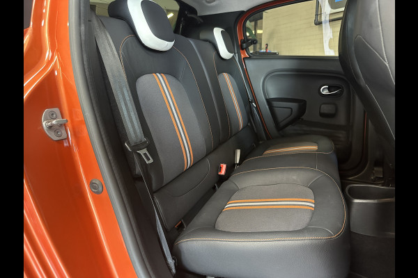 Renault Twingo 0.9 TCe GT 110pk Navi | 17" | Camera | Bluetooth | PDC | Clima | Cruise Control | Complete historie aanwezig