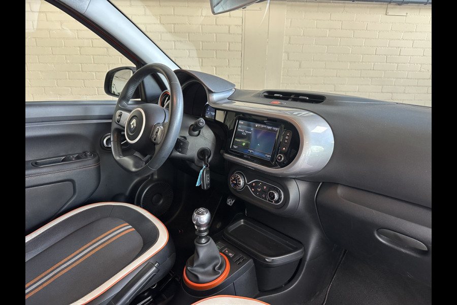 Renault Twingo 0.9 TCe GT 110pk Navi | 17" | Camera | Bluetooth | PDC | Clima | Cruise Control | Complete historie aanwezig