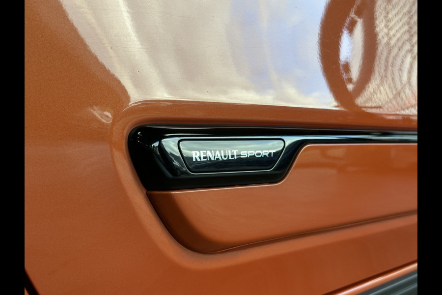 Renault Twingo 0.9 TCe GT 110pk Navi | 17" | Camera | Bluetooth | PDC | Clima | Cruise Control | Complete historie aanwezig