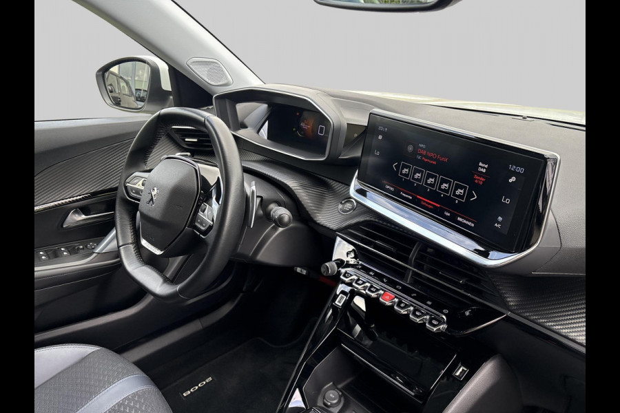 Peugeot 2008 1.2 PureTech Allure  | automaat | trekhaak Peugeot 2008 1.2 PureTech Allure  | automaat | trekhaak