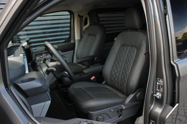 Ford Transit Custom 2.0 TDCI L2H1 136PK Limited DC / DUBBEL CABINE / JB- EDITION / APPLE CARPLAY /MY2024/ CAMERA / VERLAAGD