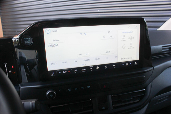 Ford Transit Custom 2.0 TDCI L2H1 136PK Limited DC / DUBBEL CABINE / JB- EDITION / APPLE CARPLAY /MY2024/ CAMERA / VERLAAGD