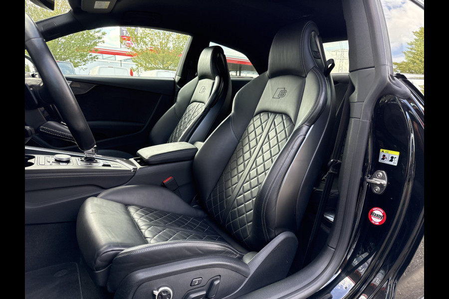 Audi A5 Coupé 3.0 TFSI S5 quattro Pro Line Plus | Carbon | 20'' | Massage | B&O | HUD | ACC | 360 Cam. Audi A5 Coupé 3.0 TFSI S5 quattro Pro Line Plus | Carbon | 20'' | Massage | B&O | HUD | ACC | 360 Cam.