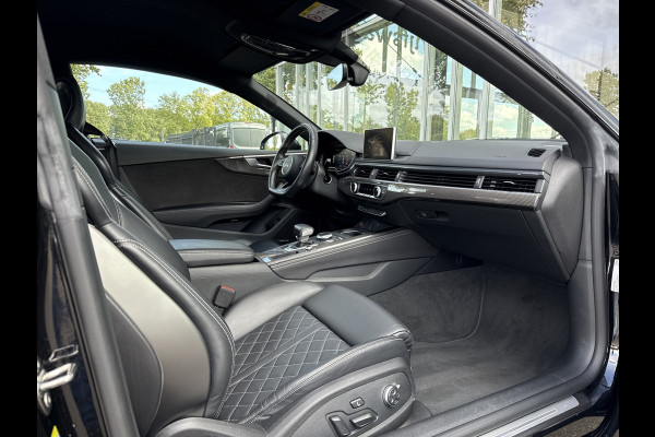 Audi A5 Coupé 3.0 TFSI S5 quattro Pro Line Plus | Carbon | 20'' | Massage | B&O | HUD | ACC | 360 Cam. Audi A5 Coupé 3.0 TFSI S5 quattro Pro Line Plus | Carbon | 20'' | Massage | B&O | HUD | ACC | 360 Cam.