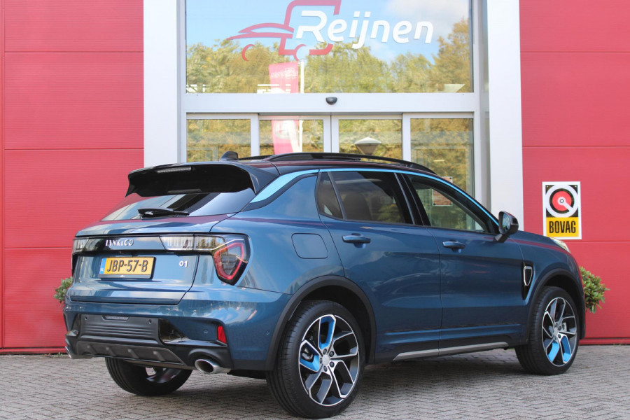 Lynk & Co 01 1.5 261PK PHEV | PANORAMA SCHUIF / KANTELDAK | INFINTY AUDIO | DODEHOEK DETECTIE | NAVIGATIE | DASHBOARD CAMERA | ELEKTRISCHE STOELVERSTELLING MET GEHEUGEN FUNCTIE | DAB+ RADIO | DRAADLOZE APPLE CARPLAY/ANDROID AUTO | DRAADLOZE TELEFOONLADER | ELEKTRISCH BEDIENBARE ACHTERKLEP | STOEL VERWARMING | 360° CAMERA | DODEHOEK DETECTIE | ZWARTE HEMEL BEKLEDING | KEYLESS ENTRY/START | 20" LICHTMETALEN VELGEN |