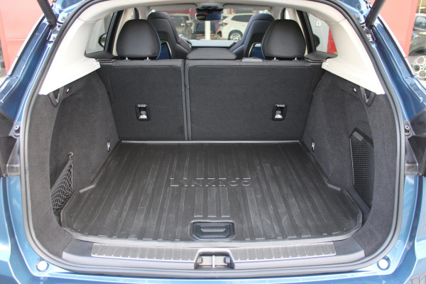 Lynk & Co 01 1.5 261PK PHEV | PANORAMA SCHUIF / KANTELDAK | INFINTY AUDIO | DODEHOEK DETECTIE | NAVIGATIE | DASHBOARD CAMERA | ELEKTRISCHE STOELVERSTELLING MET GEHEUGEN FUNCTIE | DAB+ RADIO | DRAADLOZE APPLE CARPLAY/ANDROID AUTO | DRAADLOZE TELEFOONLADER | ELEKTRISCH BEDIENBARE ACHTERKLEP | STOEL VERWARMING | 360° CAMERA | DODEHOEK DETECTIE | ZWARTE HEMEL BEKLEDING | KEYLESS ENTRY/START | 20" LICHTMETALEN VELGEN |