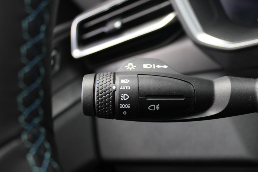 Lynk & Co 01 1.5 261PK PHEV | PANORAMA SCHUIF / KANTELDAK | INFINTY AUDIO | DODEHOEK DETECTIE | NAVIGATIE | DASHBOARD CAMERA | ELEKTRISCHE STOELVERSTELLING MET GEHEUGEN FUNCTIE | DAB+ RADIO | DRAADLOZE APPLE CARPLAY/ANDROID AUTO | DRAADLOZE TELEFOONLADER | ELEKTRISCH BEDIENBARE ACHTERKLEP | STOEL VERWARMING | 360° CAMERA | DODEHOEK DETECTIE | ZWARTE HEMEL BEKLEDING | KEYLESS ENTRY/START | 20" LICHTMETALEN VELGEN |