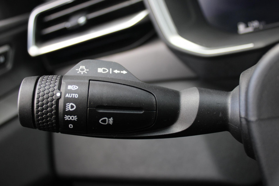 Lynk & Co 01 1.5 261PK PHEV | PANORAMA SCHUIF / KANTELDAK | INFINTY AUDIO | DODEHOEK DETECTIE | NAVIGATIE | DASHBOARD CAMERA | ELEKTRISCHE STOELVERSTELLING MET GEHEUGEN FUNCTIE | DAB+ RADIO | DRAADLOZE APPLE CARPLAY/ANDROID AUTO | DRAADLOZE TELEFOONLADER | ELEKTRISCH BEDIENBARE ACHTERKLEP | STOEL VERWARMING | 360° CAMERA | DODEHOEK DETECTIE | ZWARTE HEMEL BEKLEDING | KEYLESS ENTRY/START | 20" LICHTMETALEN VELGEN |